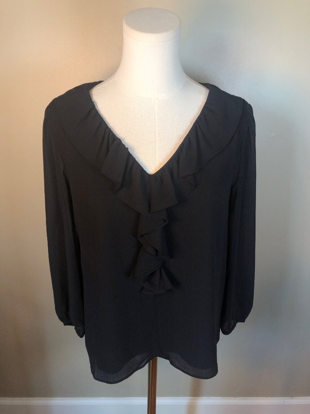 J Crew Black Ruffle V-Neck Blouse Sz XS Chiffon Balloon Sleeve Workwear Elegance